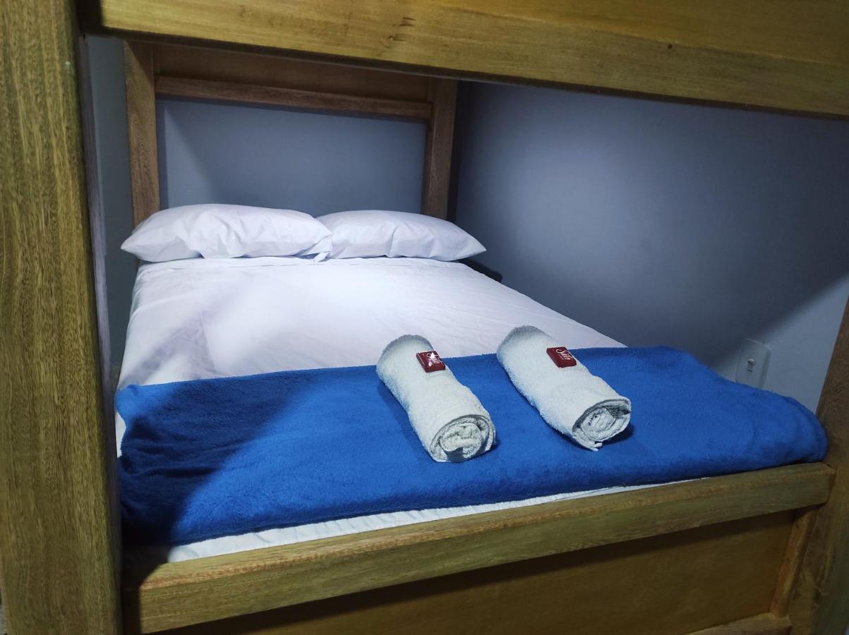 Key West Hostel Медельин Экстерьер фото