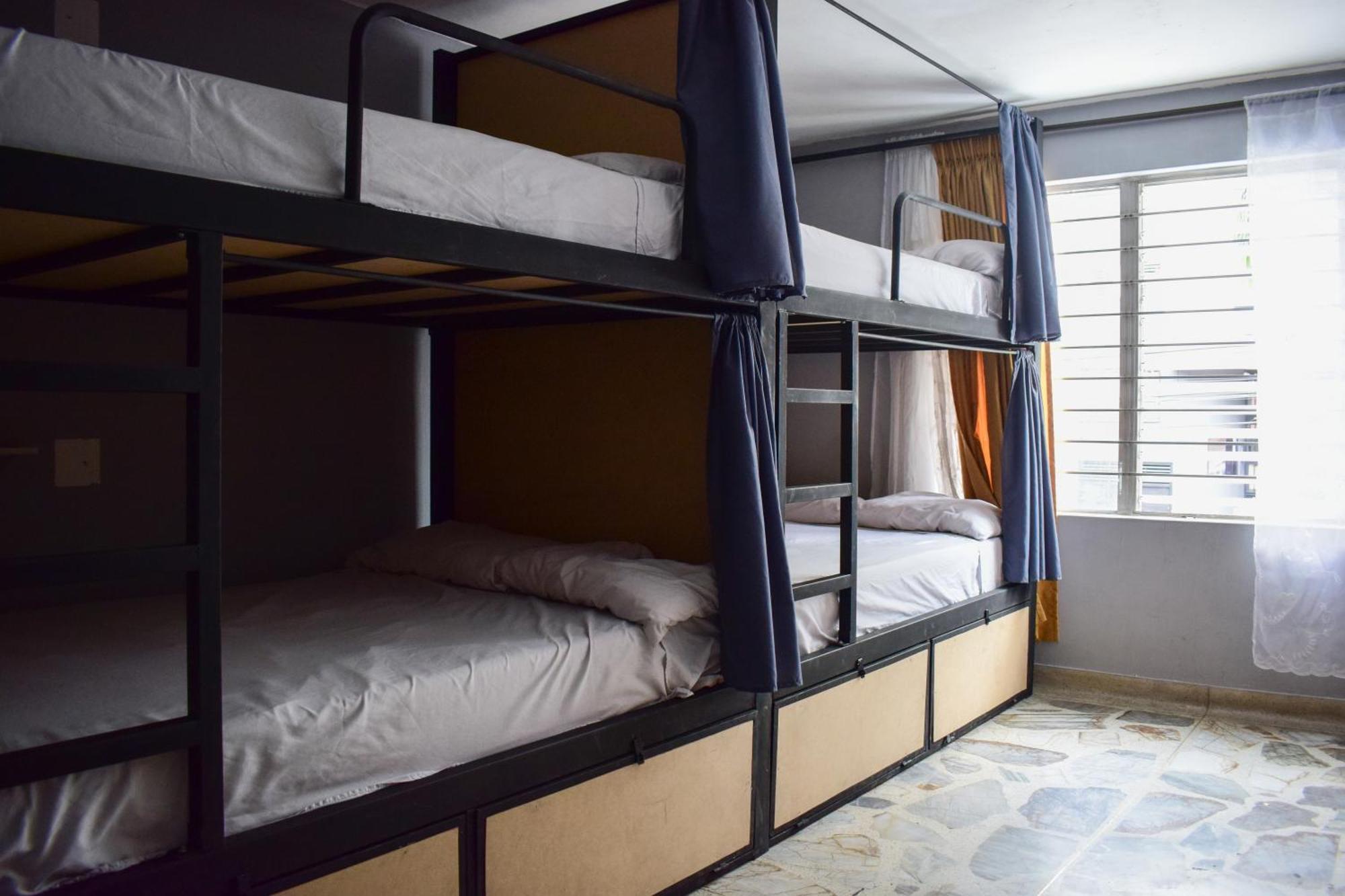 Key West Hostel Медельин Номер фото